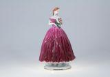 Figurka porcelanowa - MARKIZA w bordowej sukni (0060)